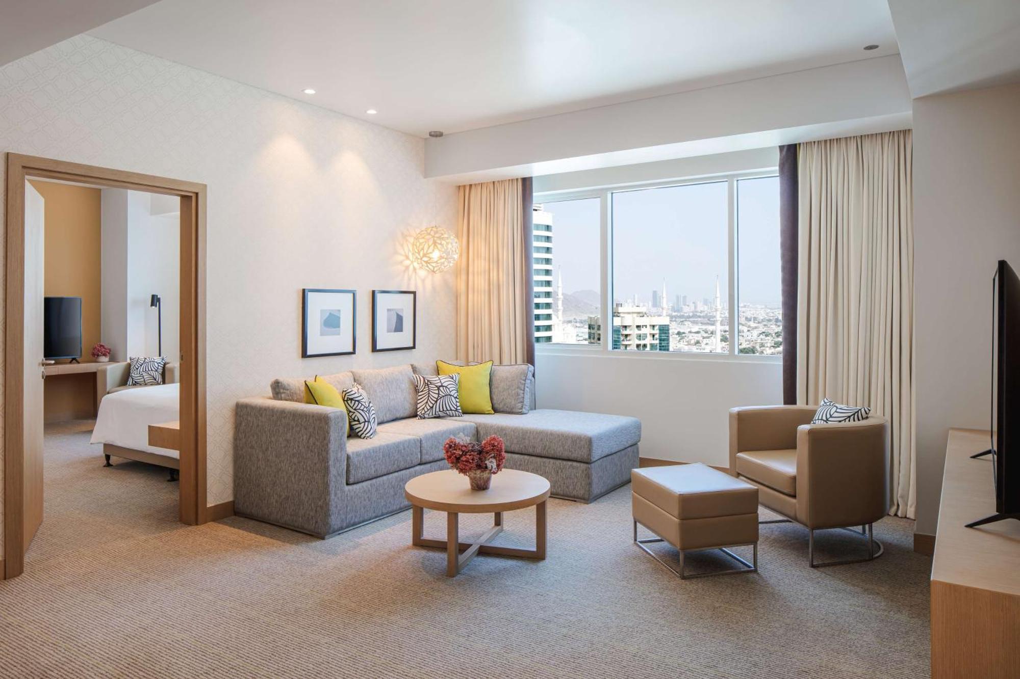 Doubletree By Hilton Fujairah City Kültér fotó